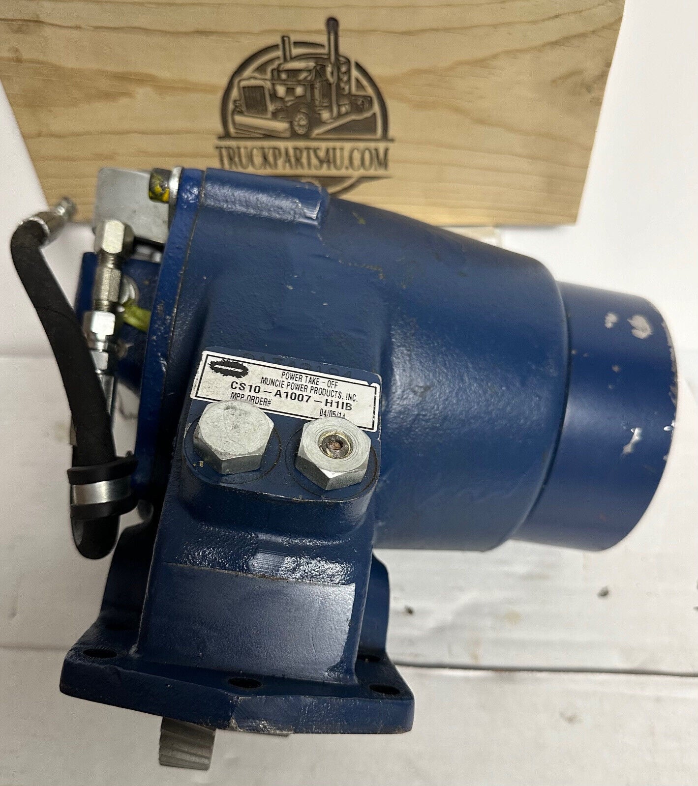 Top view of CS10-A1007-H1IB Muncie clutch shift PTO for Allison World® automatic transmissions – new, genuine unit showing housing design and shift cover assembly